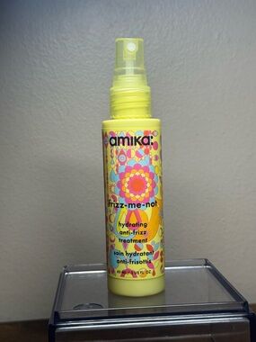 Amika frizz me not hydrating anti frizz treatment 3fl